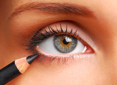 201002 Smudge-Proof pencil eyeliner
