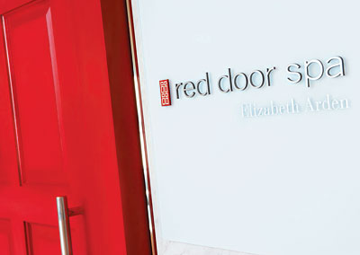 Red Door Spa S Facial With Hot Stone Massage Beauty Blitz