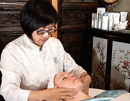 Skincare Expert Ling Chan 256