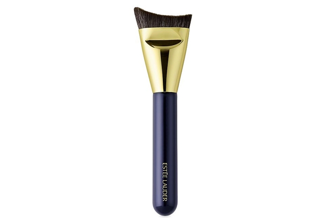 Foundation brush для чего