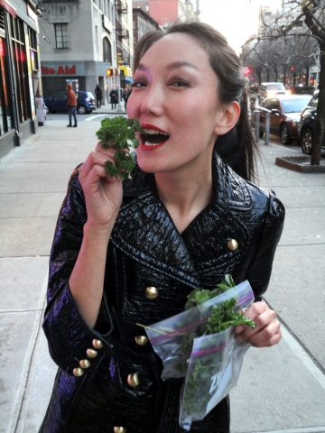 Jane takes her herbs to the streets of NYC. Photo by: John Patterson